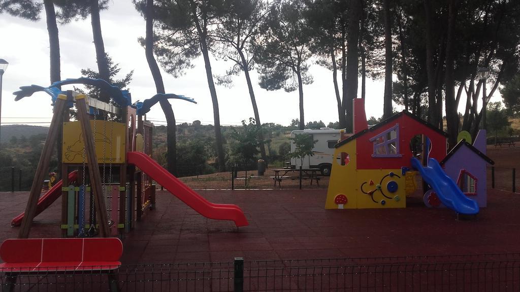 Douro Camping Miranda do Douro Eksteriør bilde